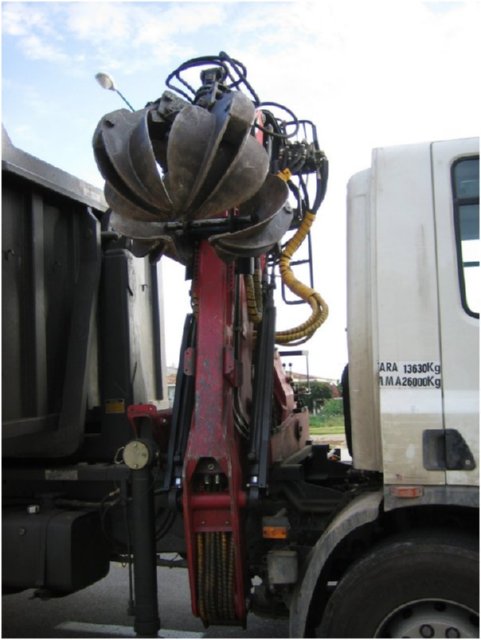 X CAMION GRUA PULPO  AVIONES CAMIONES BARCOS